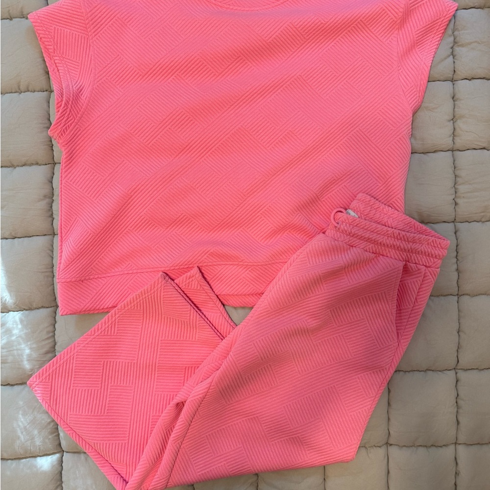 Pink Textured Women's Pants & Top Set